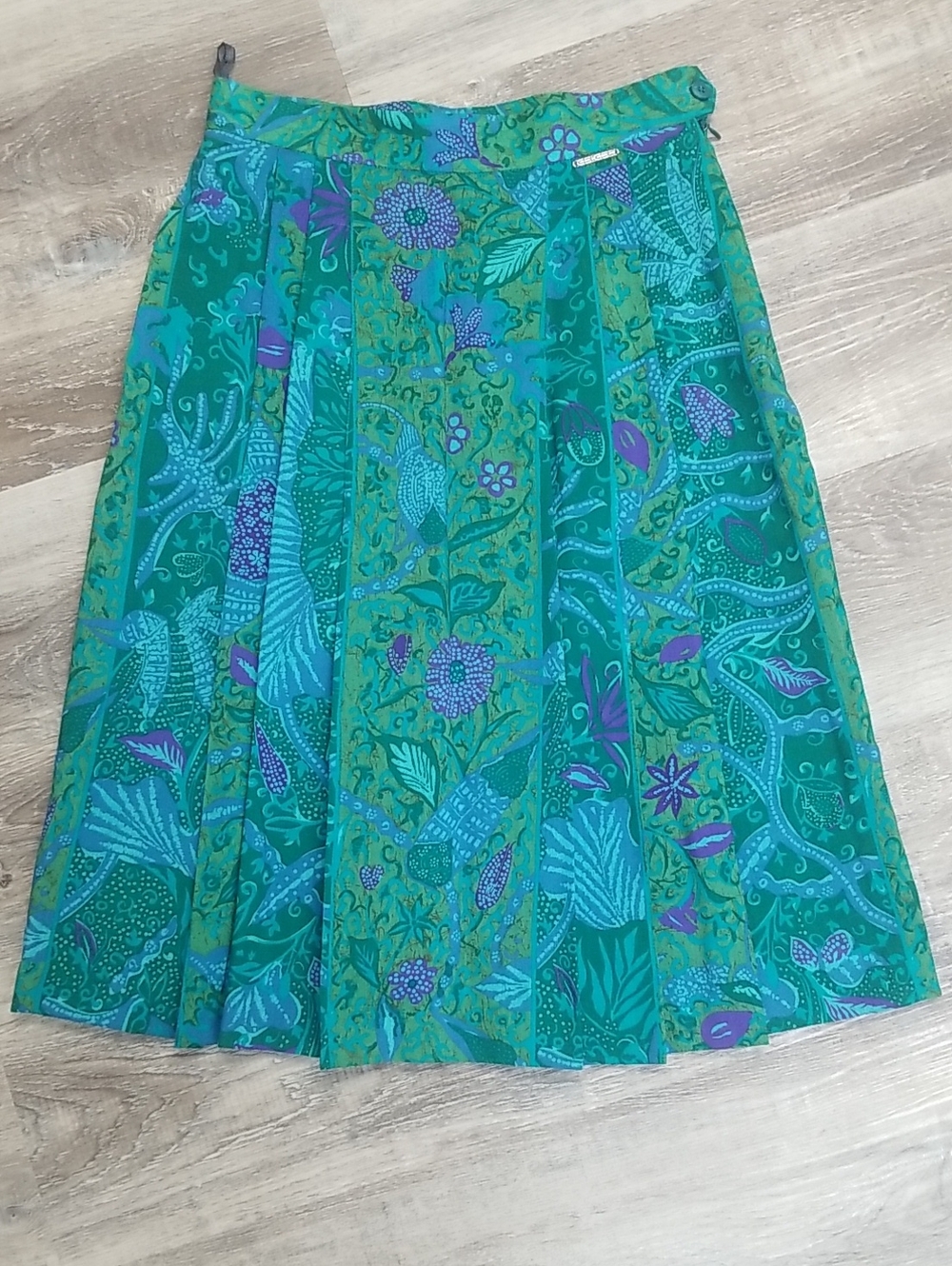 Vintage Geiger Green Floral Pleated Skirt